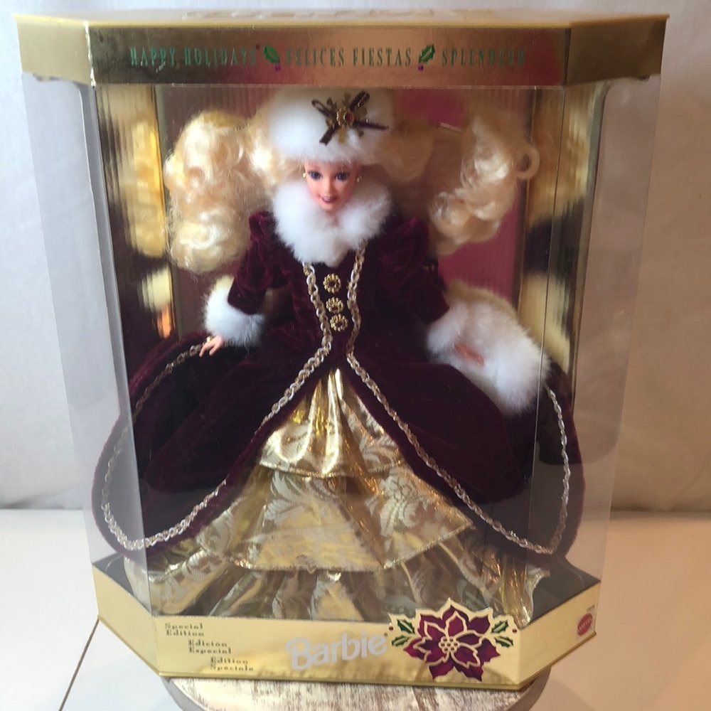 SALE BARBIE 1996 Happy Holidays Doll Mattel Special Edition Collectible NIB NEW
